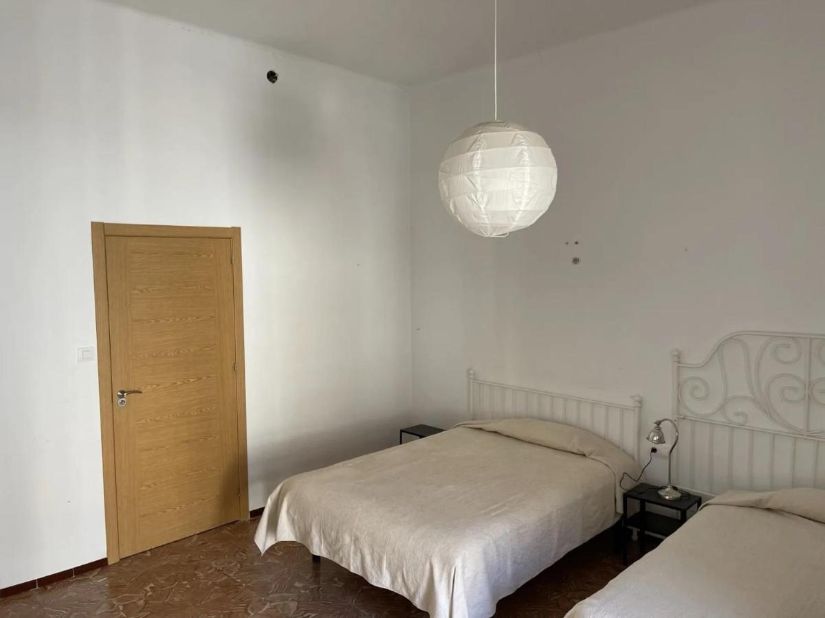 Fonda Joan Hotel Santa Coloma De Farners Bagian luar foto
